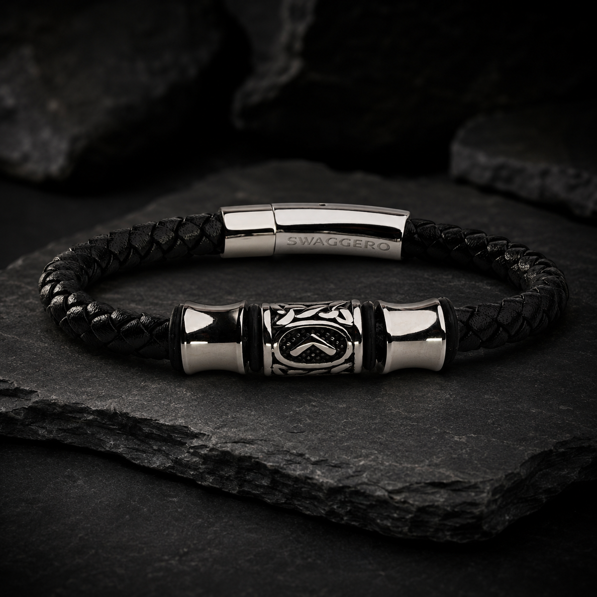 BLACK RUNE