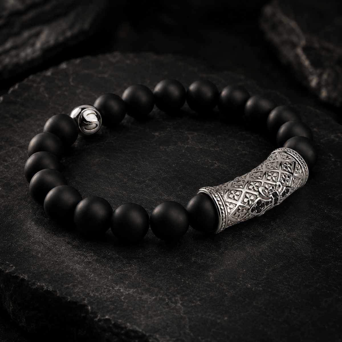 ONYX CREST