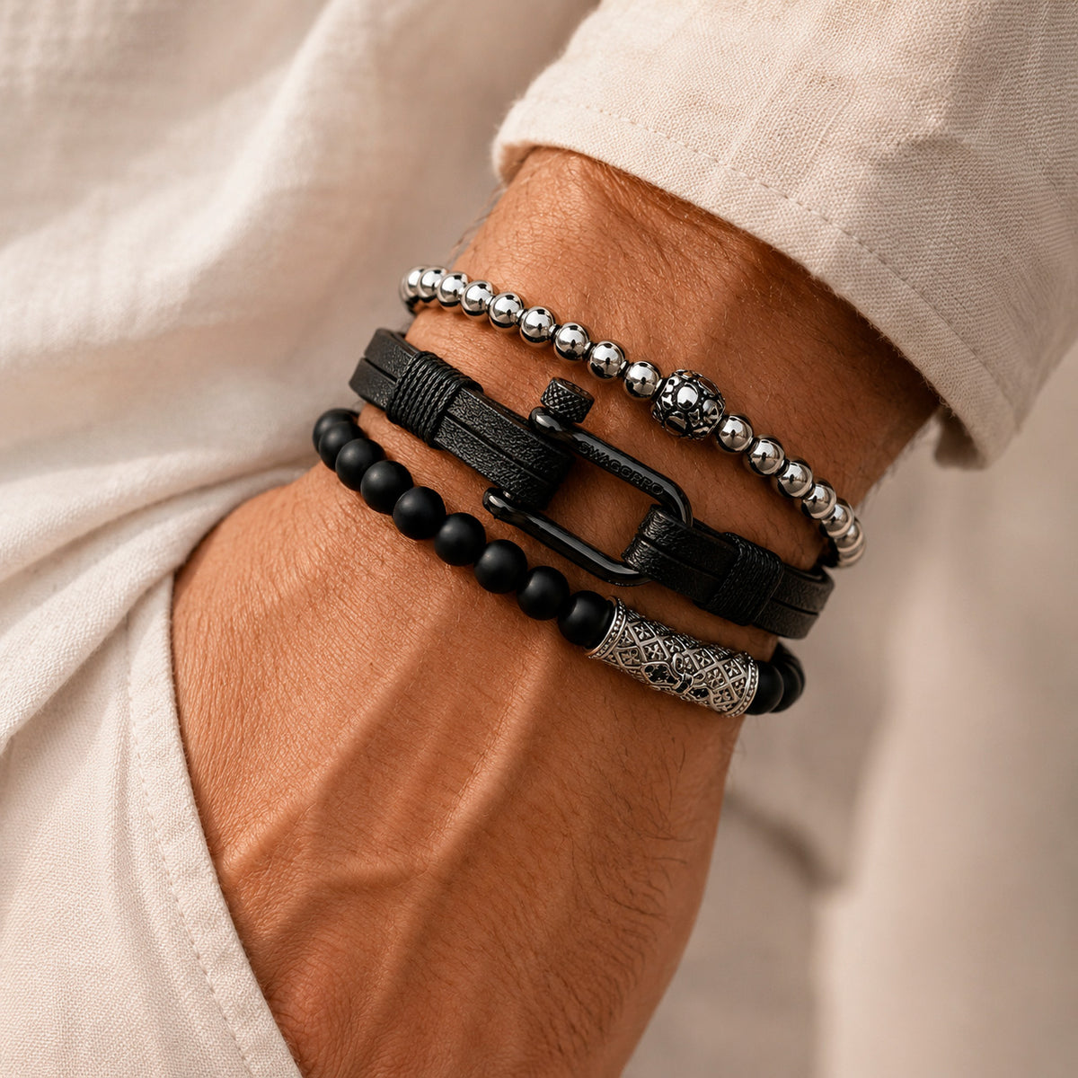 MONOCHROME STACK